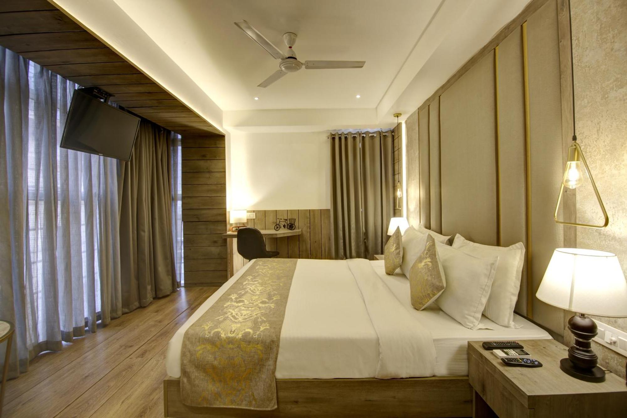 Hotel Town Pallace Inn Patel Nagar New Delhi Exterior photo