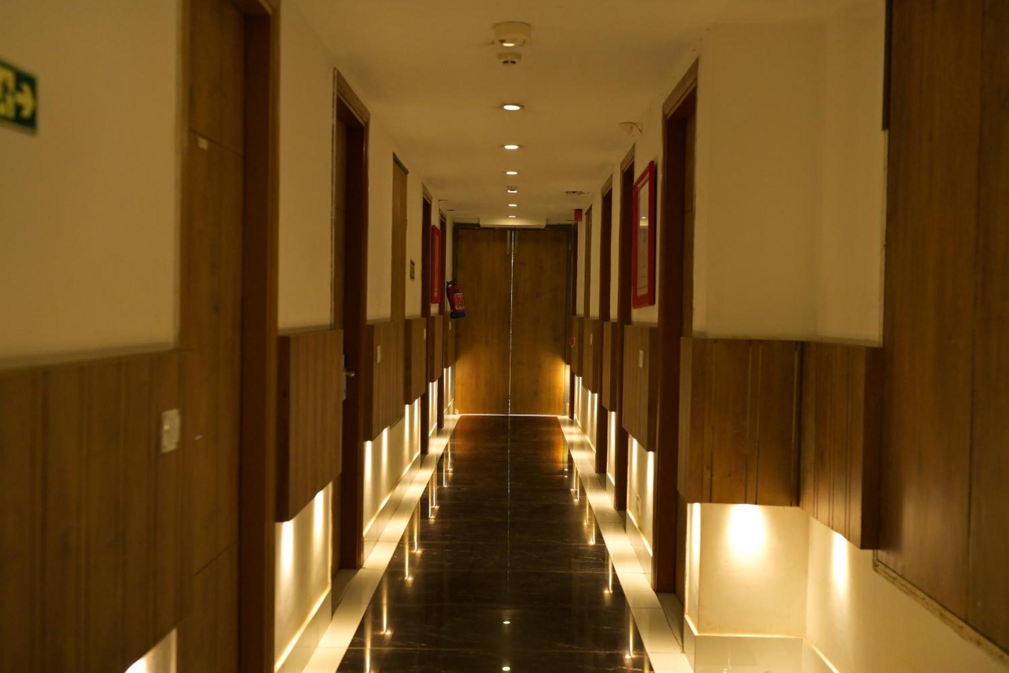 Hotel Town Pallace Inn Patel Nagar New Delhi Exterior photo