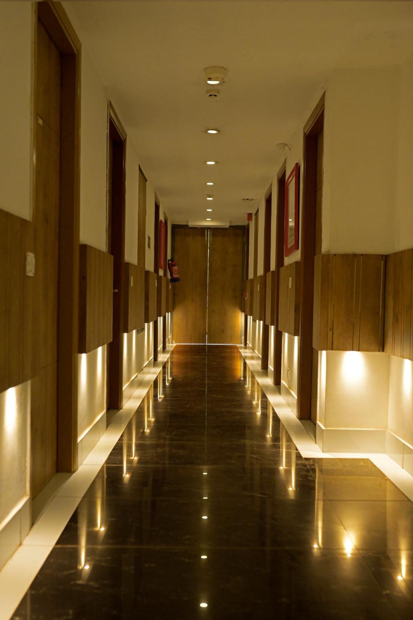 Hotel Town Pallace Inn Patel Nagar New Delhi Exterior photo